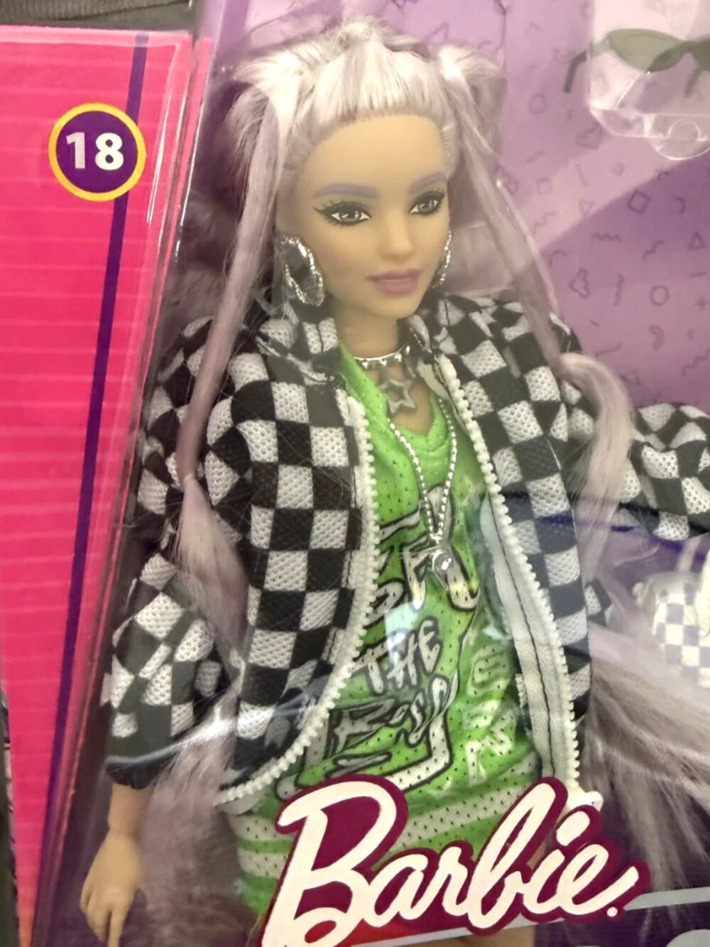 Barbie Extra Doll #18 Checkered Jacket with Pet Puppy NIB - Picture 7 of 8